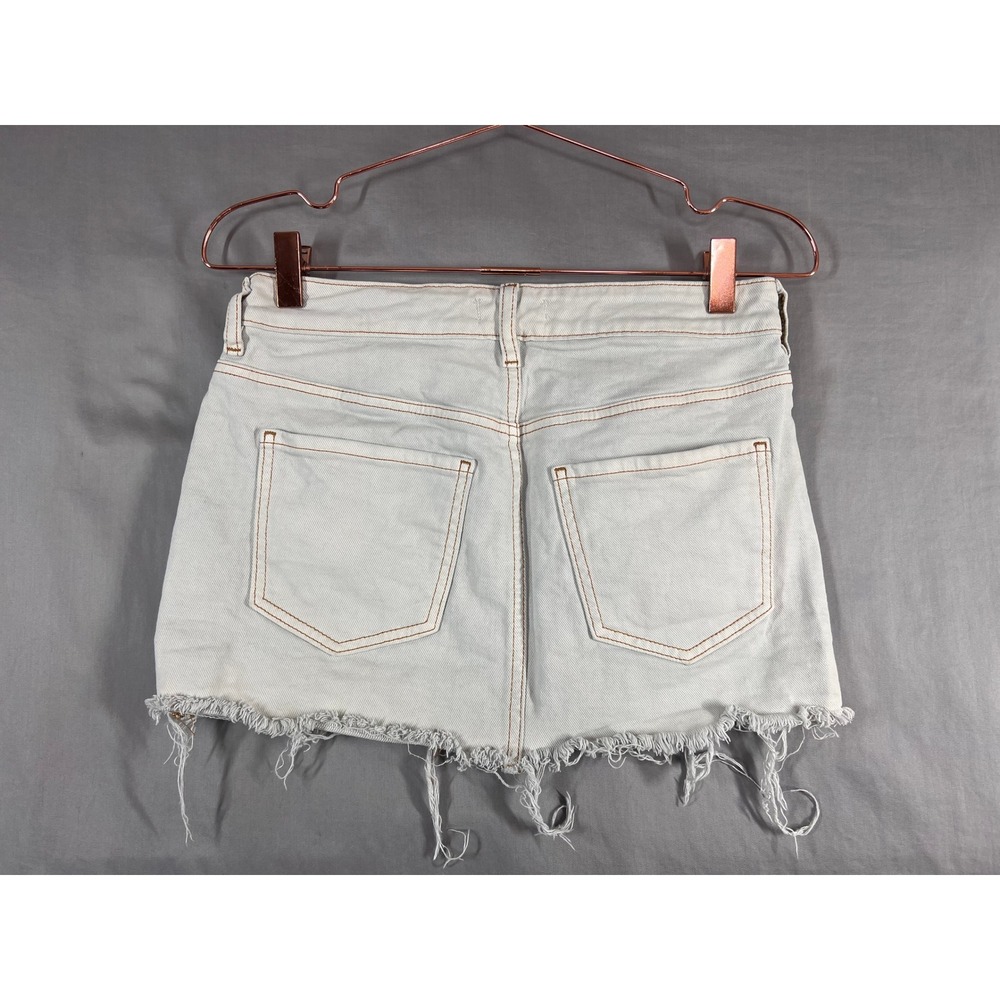 PacSun Womens White Denim Mini Skirt Light Wash Frayed Raw Hem Size 26